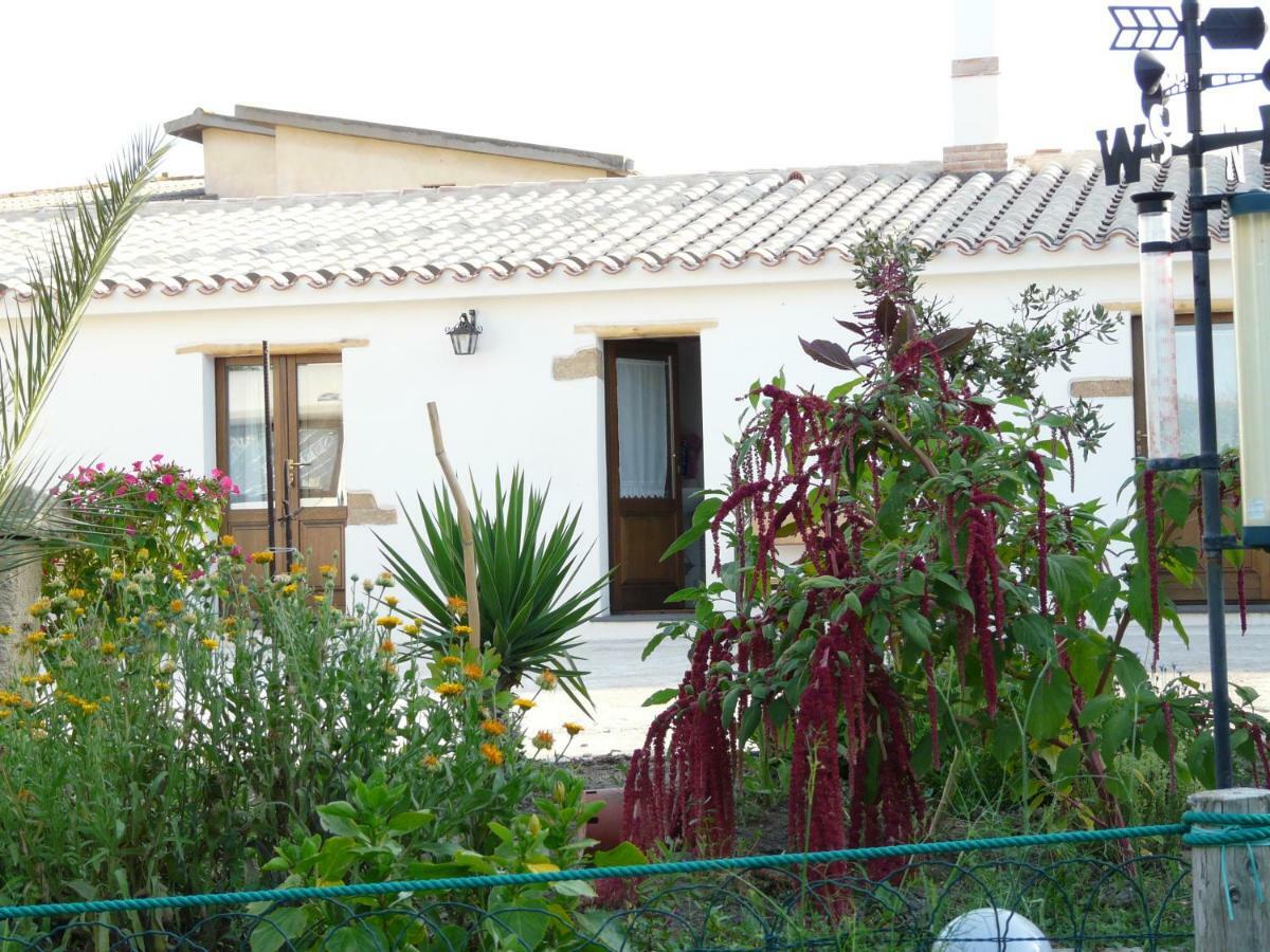 B&B Nurachi Exterior foto